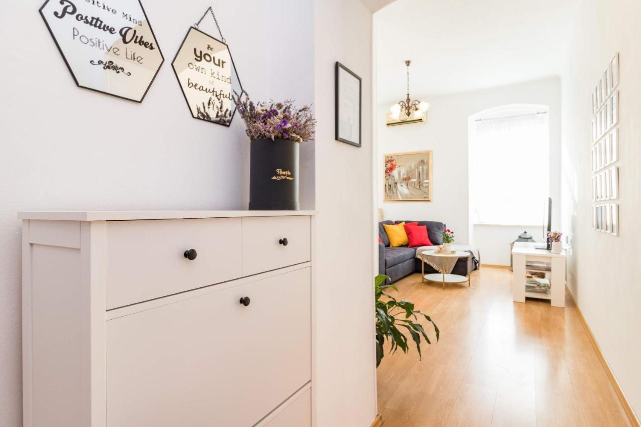 Apartman Lussi Pula Extérieur photo