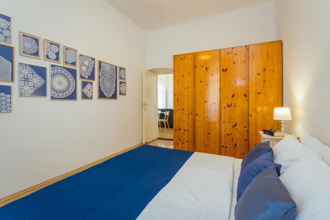 Apartman Lussi Pula Extérieur photo