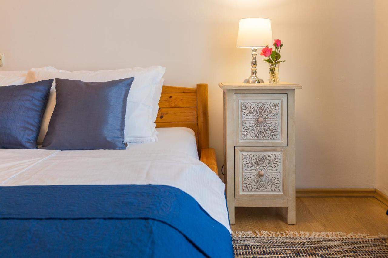 Apartman Lussi Pula Extérieur photo